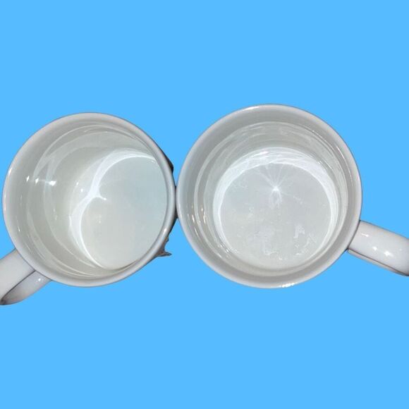 Vintage Frederick Warne & Co. Wedgewood 1993 PETER RABBIT & BENJAMIN BUNNY Cups - Picture 4 of 5